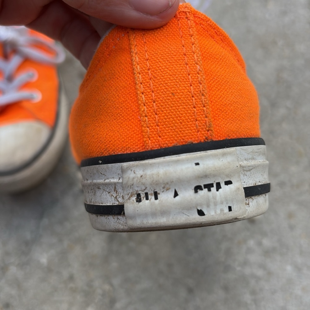 Orange Converse - Picture 5 of 5